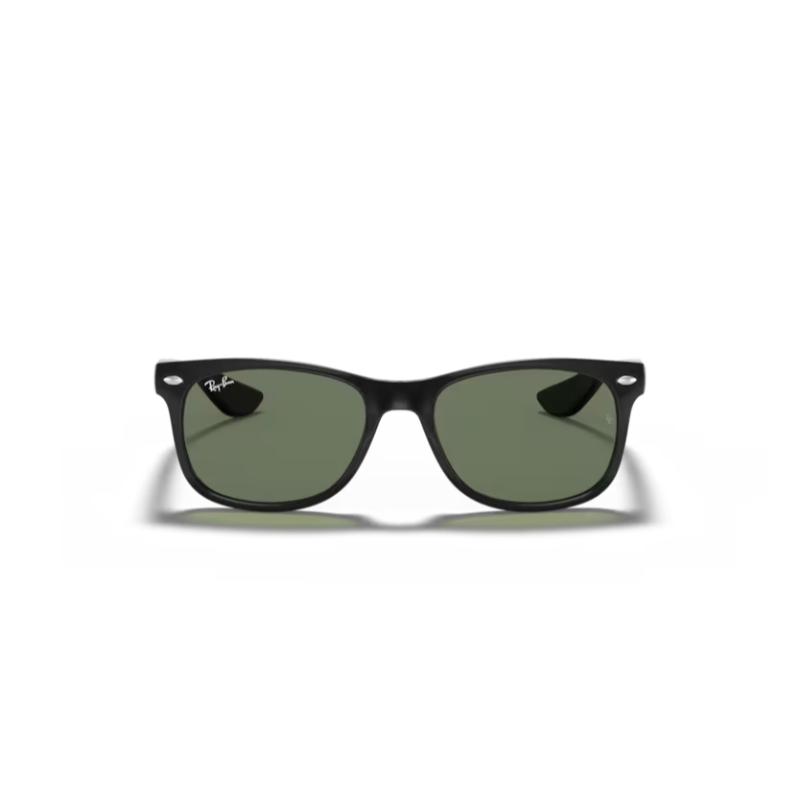 Ray-Ban New Wayfarer Childrens Sunglasses - Black